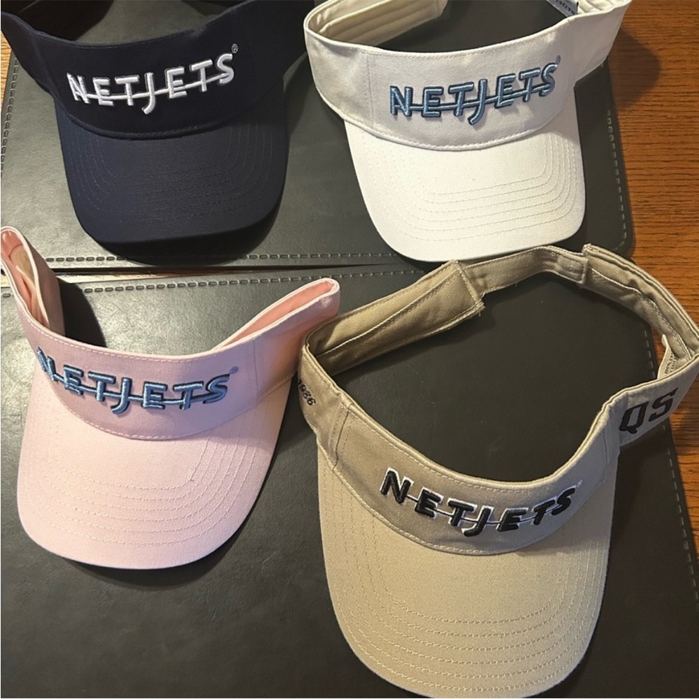 NETJETS Visor Hat Set
